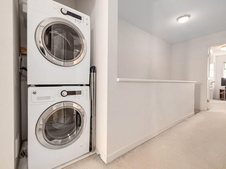 1 3576 Rainier Place