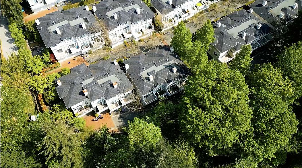 1 3576 Rainier Place