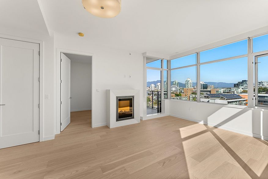 1104 181 W 1st Avenue