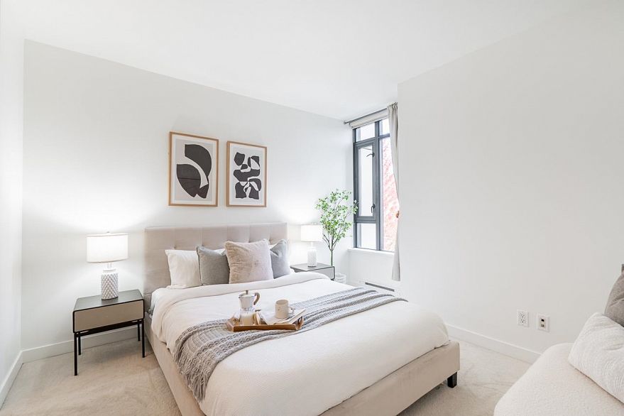 310 750 W 12th Avenue