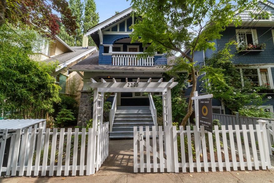 2220 Stephens Street