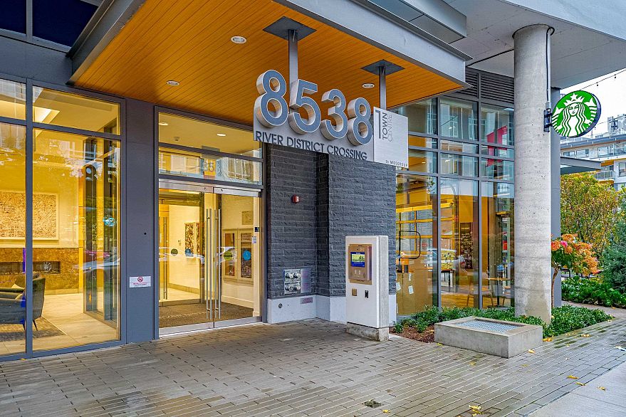 1908 8538 River District Crossing