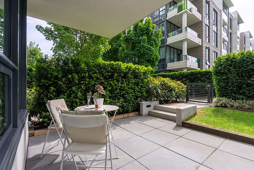 101 3487 Binning Road