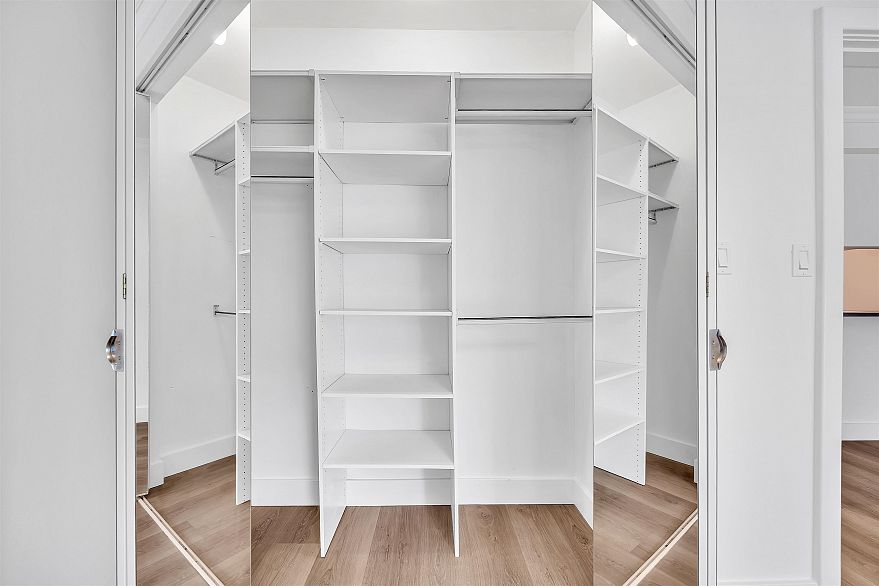 209 1655 Nelson Street