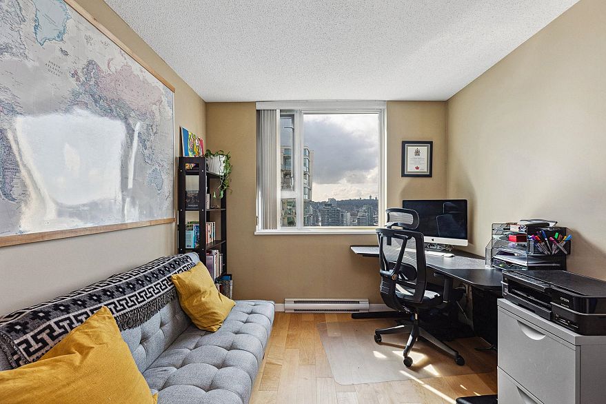 2102 125 Milross Avenue