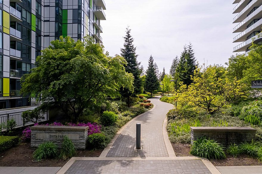 101 3487 Binning Road