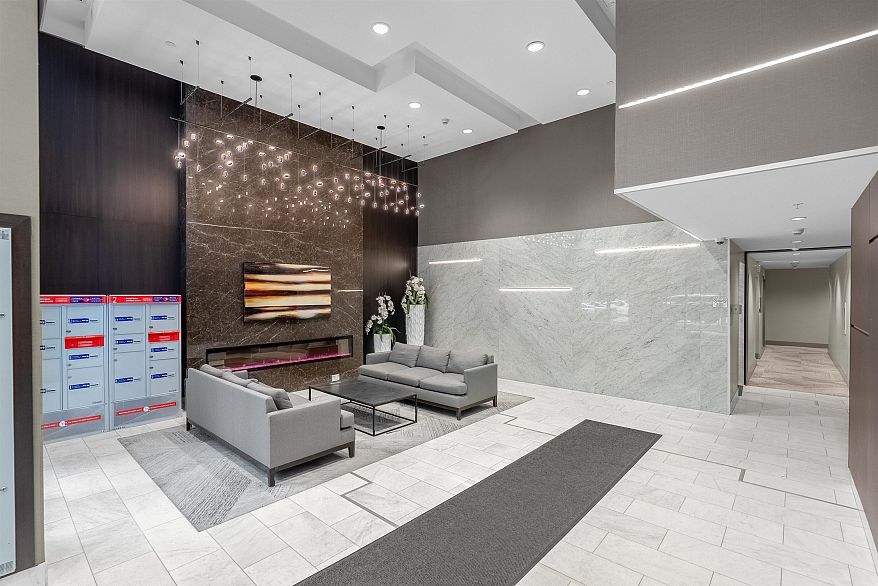 101 3487 Binning Road