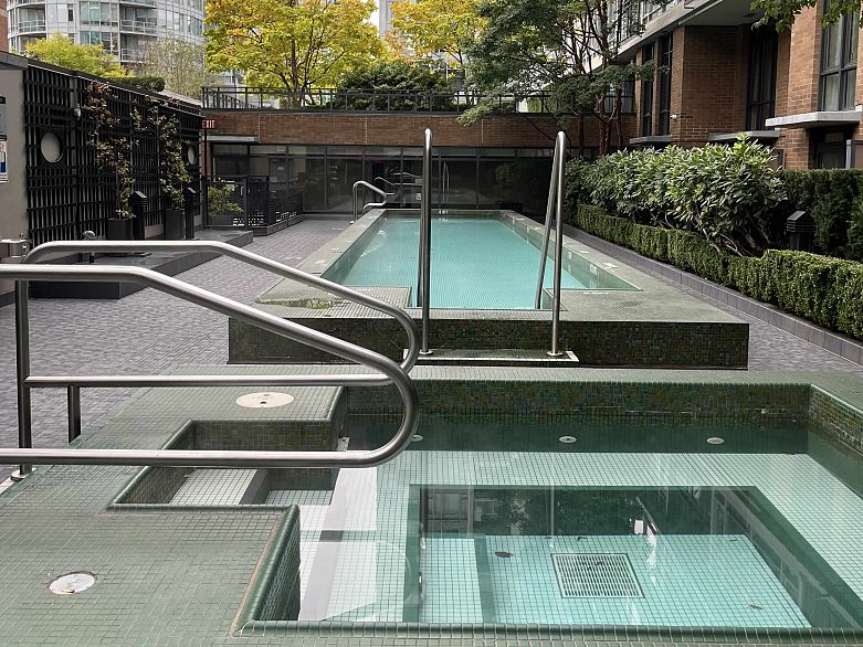 1016 788 Richards Street