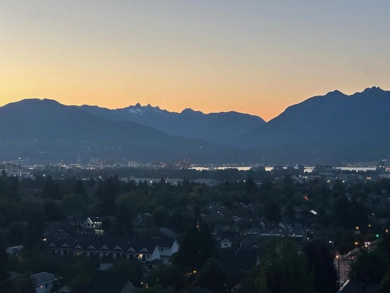 1506 4028 Knight Street