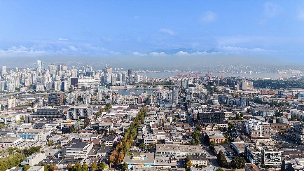 402 2828 Main Street