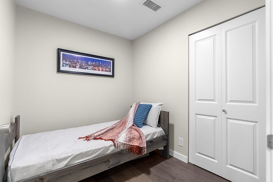 101 3487 Binning Road