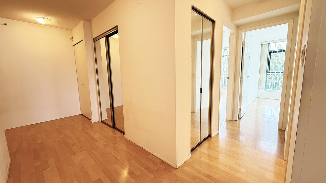 1001 2733 Chandlery Place