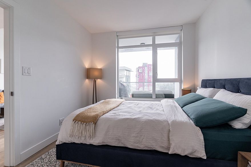 1908 8538 River District Crossing