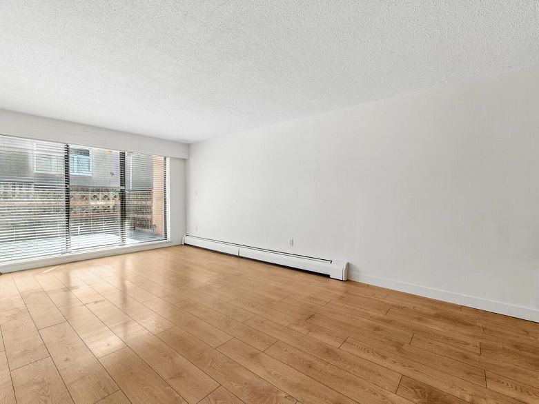 101 2910 Ontario Street