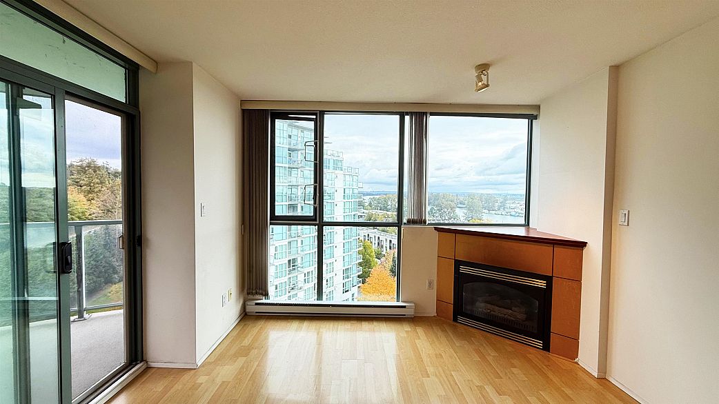 1001 2733 Chandlery Place