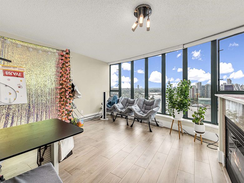 2302 1188 Quebec Street