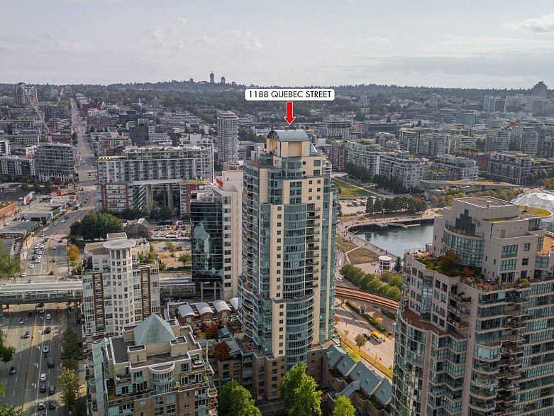 2302 1188 Quebec Street