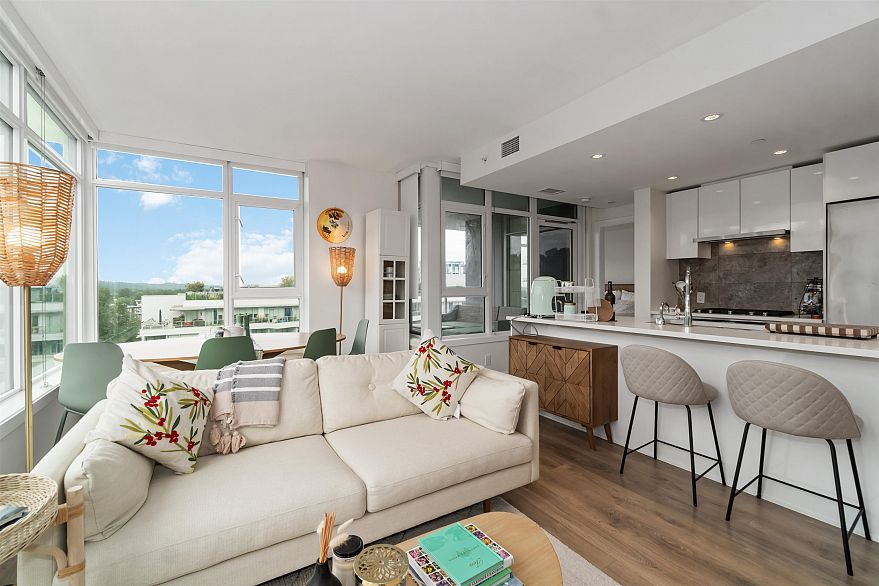 1502 8538 River District Crossing