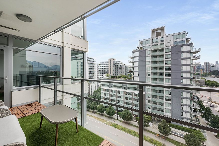 1103 110 Switchmen Street