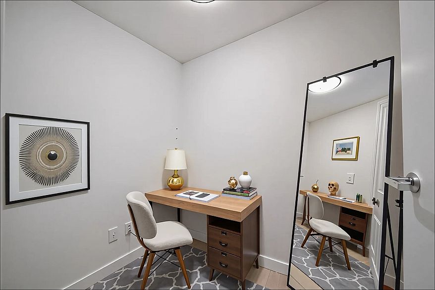 1707 1028 Barclay Street