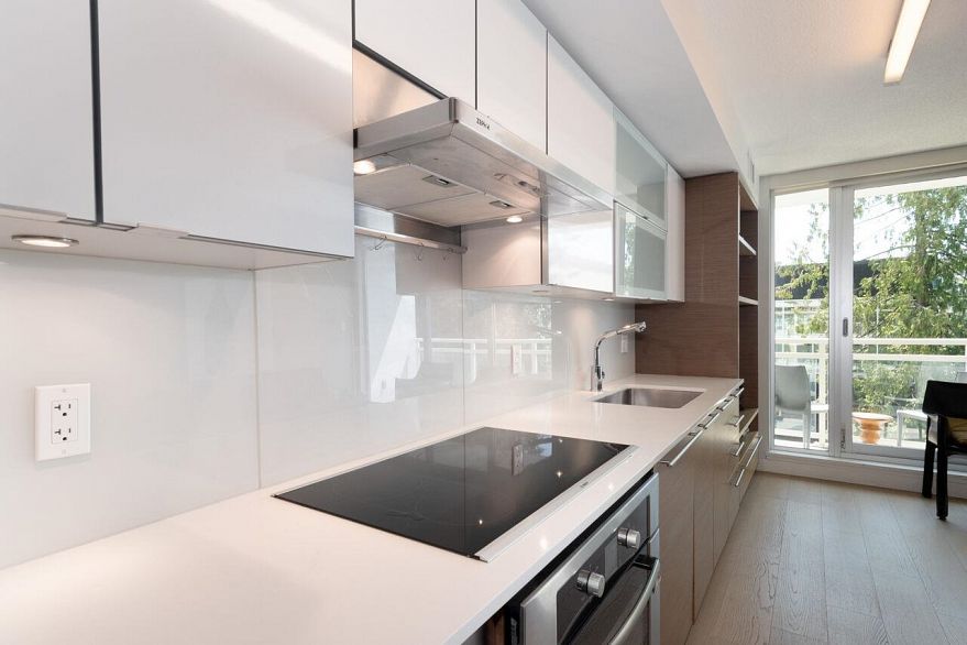 408 1635 W 3rd Avenue