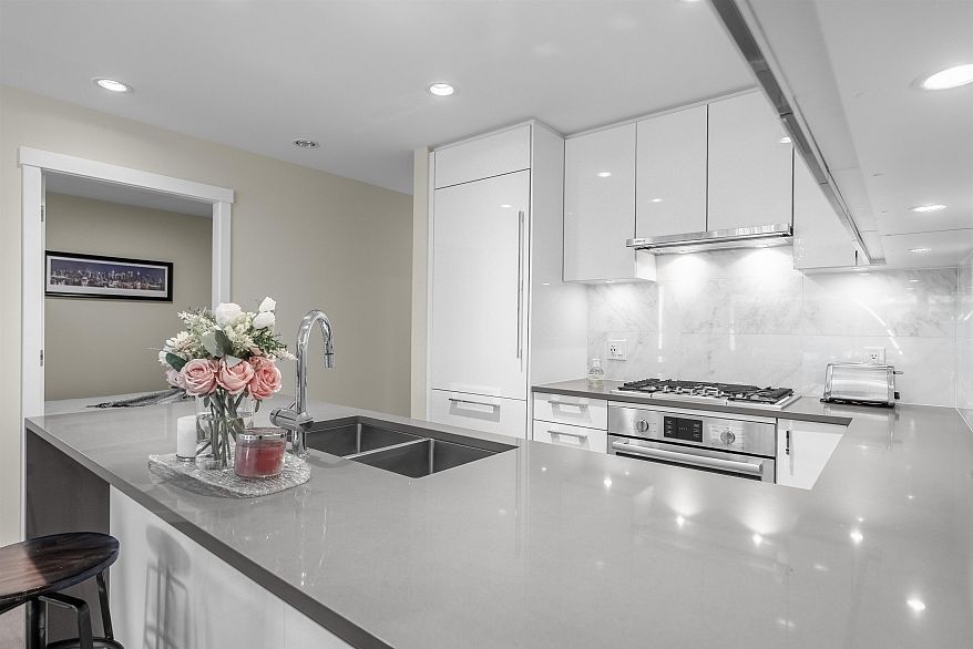 101 3487 Binning Road