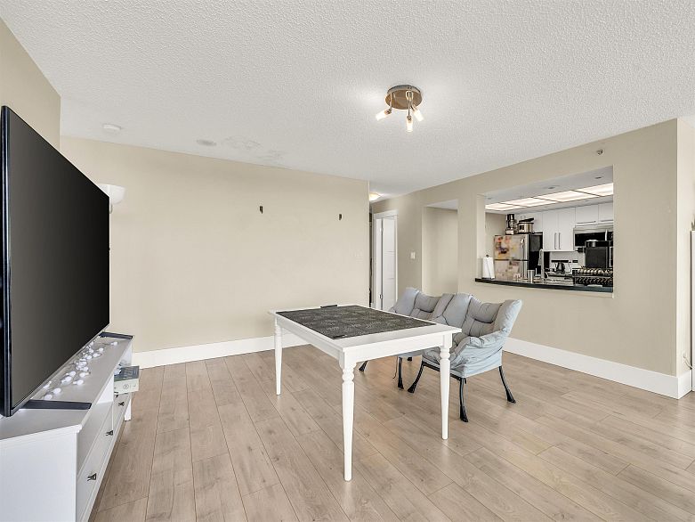 2302 1188 Quebec Street