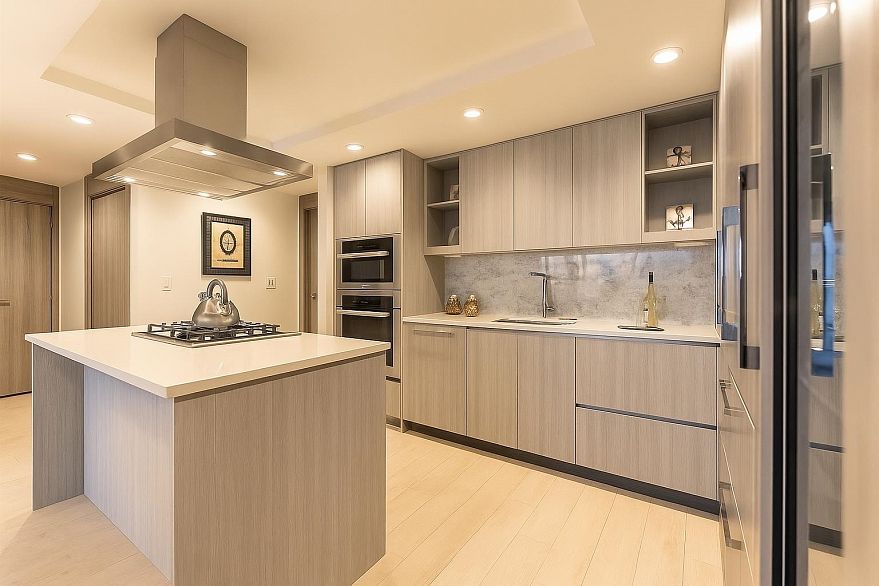 911 1768 Cook Street