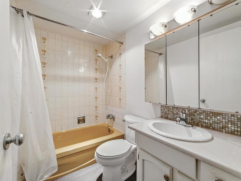 101 2910 Ontario Street