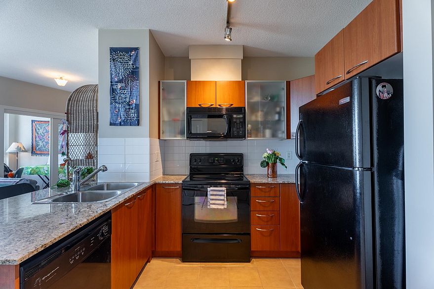 1506 4028 Knight Street