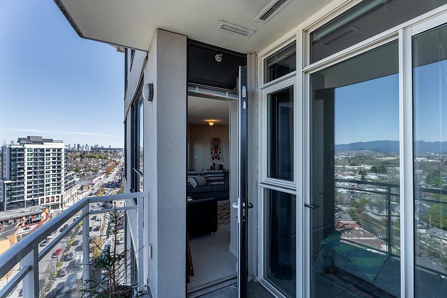 1506 4028 Knight Street