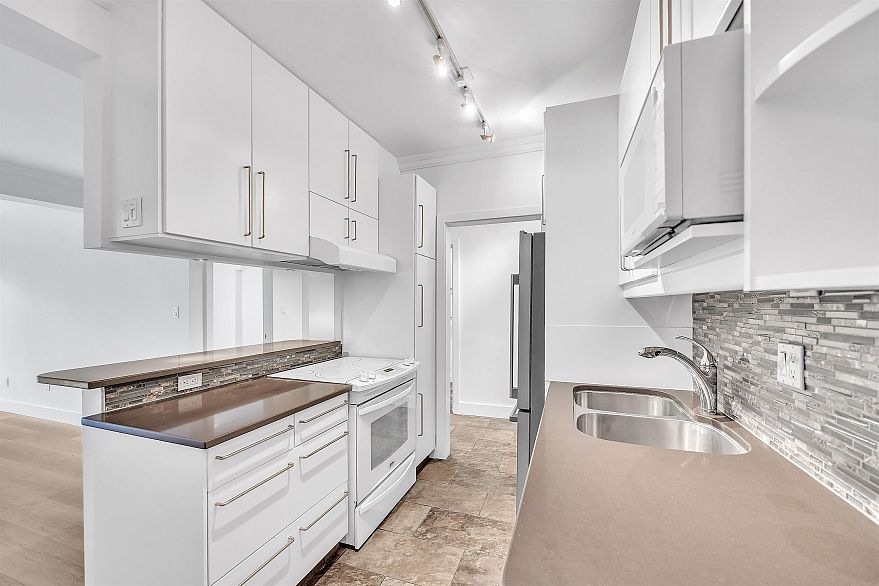 209 1655 Nelson Street