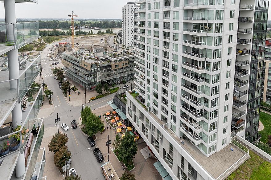 1908 8538 River District Crossing