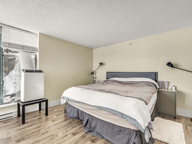 2302 1188 Quebec Street