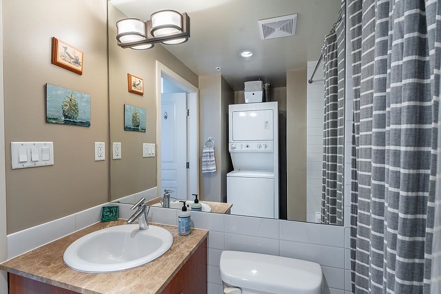 1506 4028 Knight Street