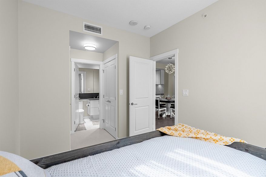 101 3487 Binning Road