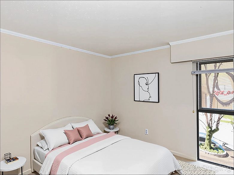 302 1435 Nelson Street