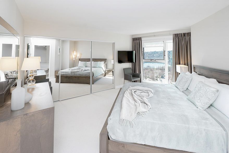 1503 1323 Homer Street