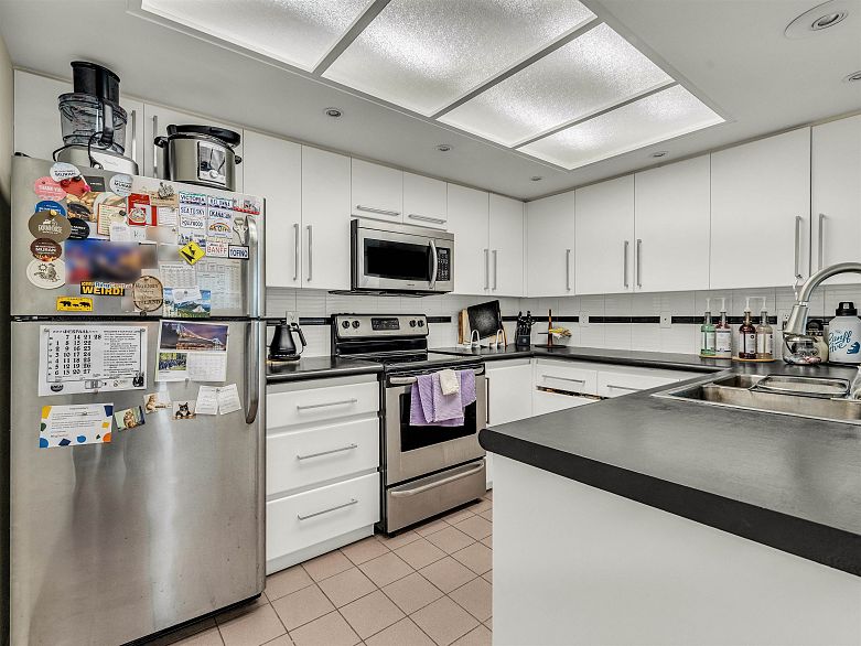 2302 1188 Quebec Street