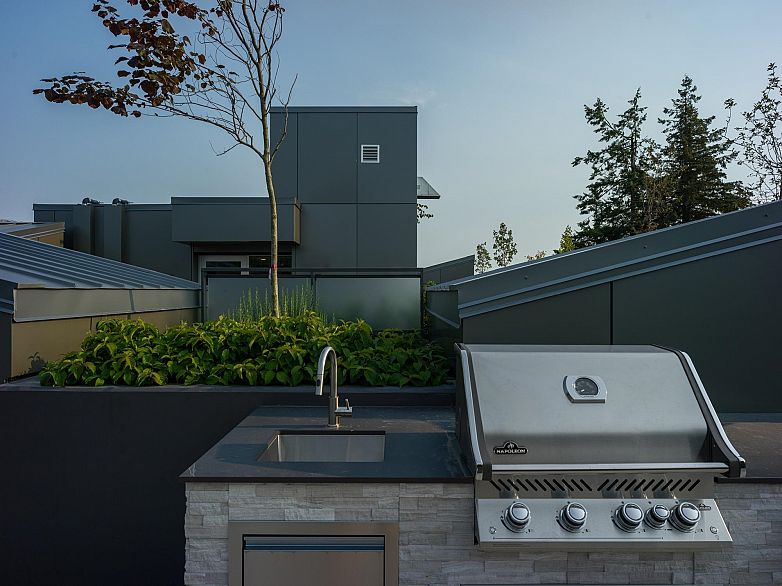 401 3636 W 39th Avenue