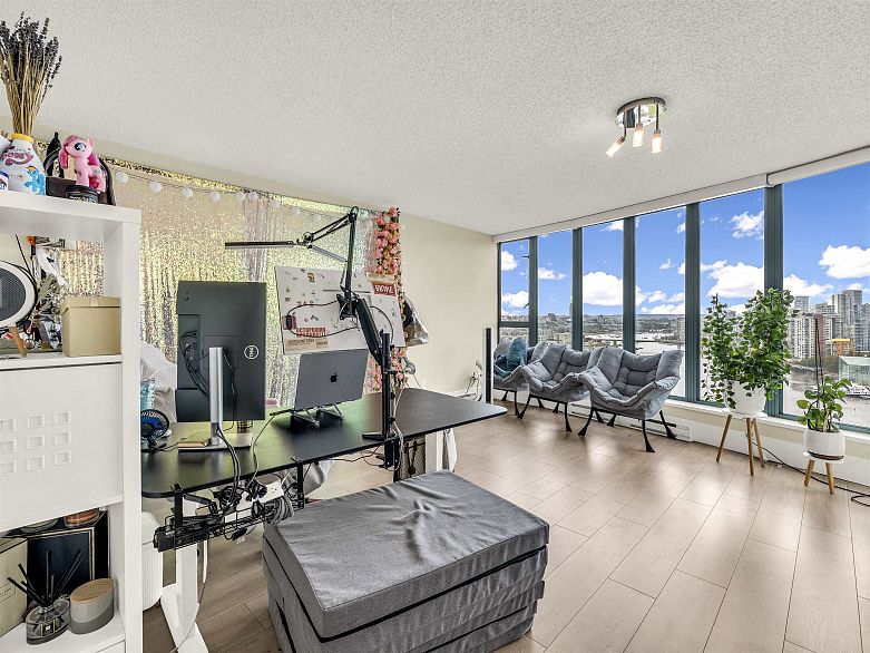 2302 1188 Quebec Street