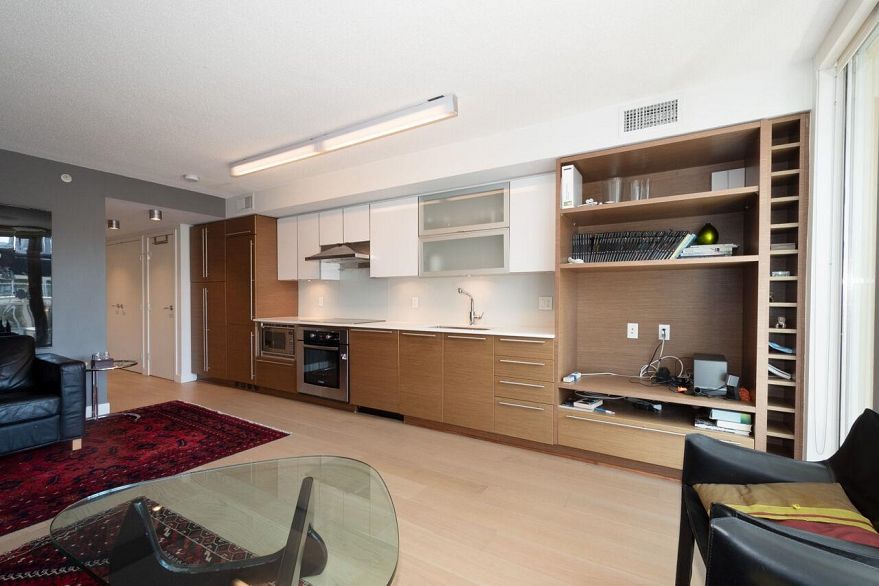 408 1635 W 3rd Avenue