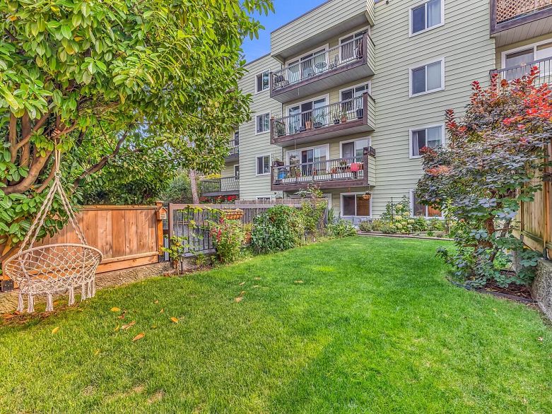 102 334 E 5th Avenue