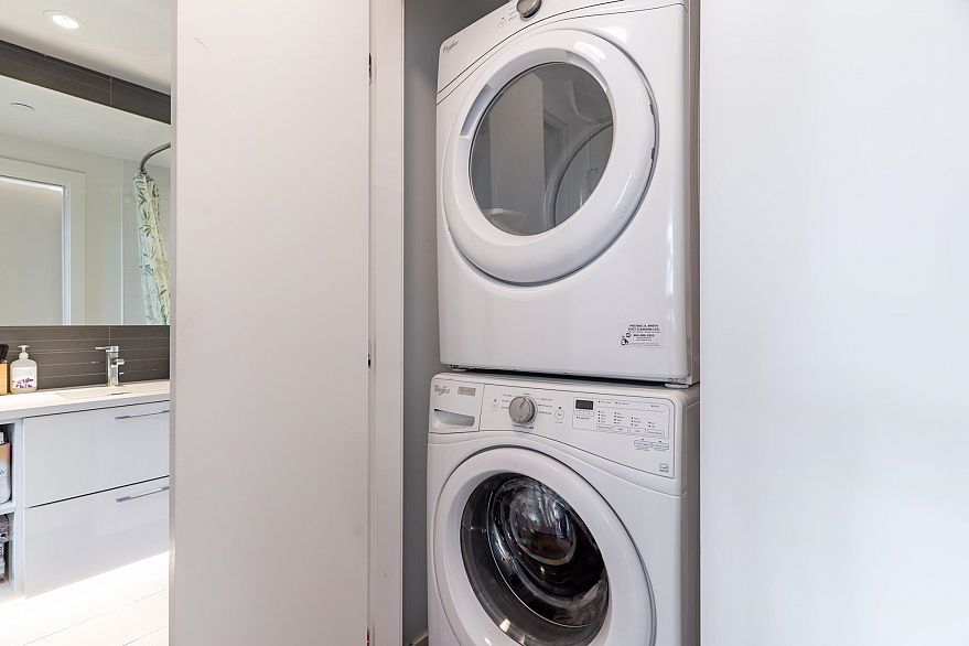 1908 8538 River District Crossing