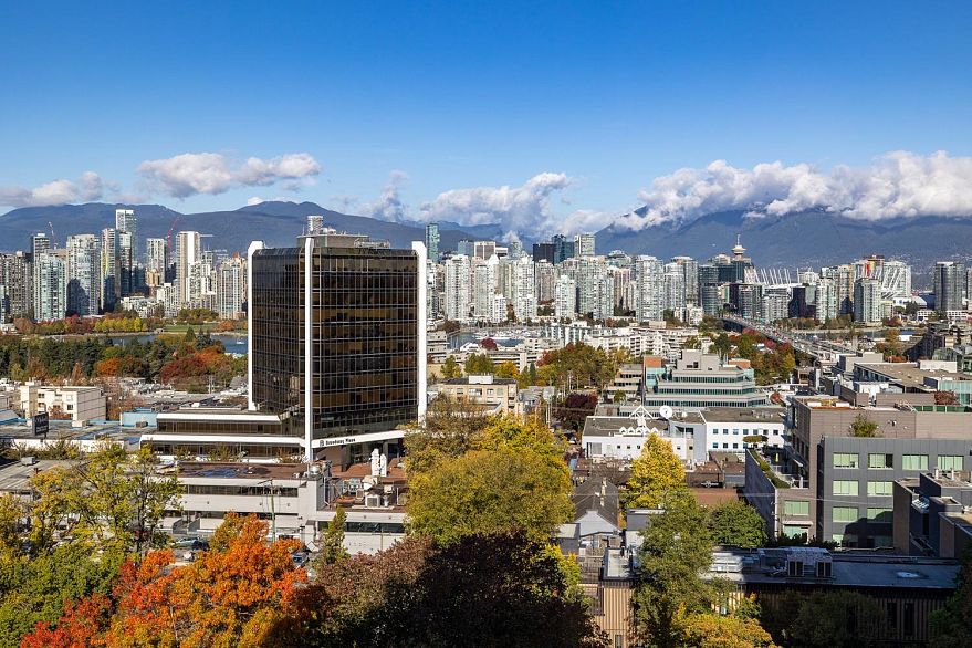 1302 2668 Ash Street