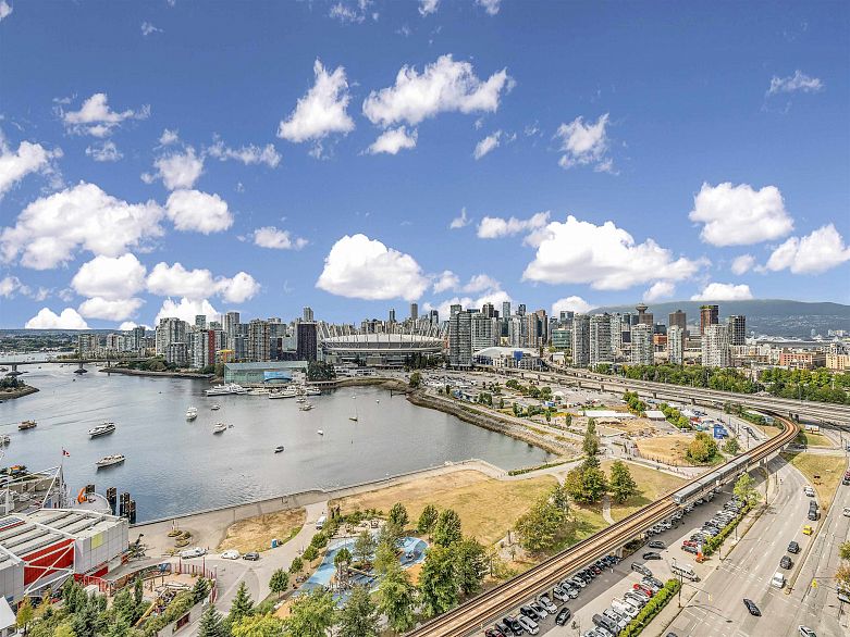 2302 1188 Quebec Street