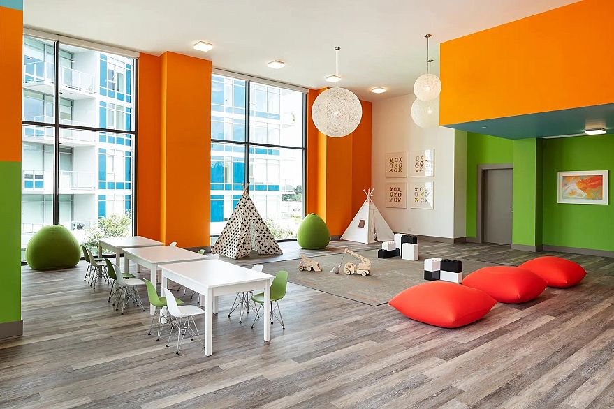 1502 8538 River District Crossing