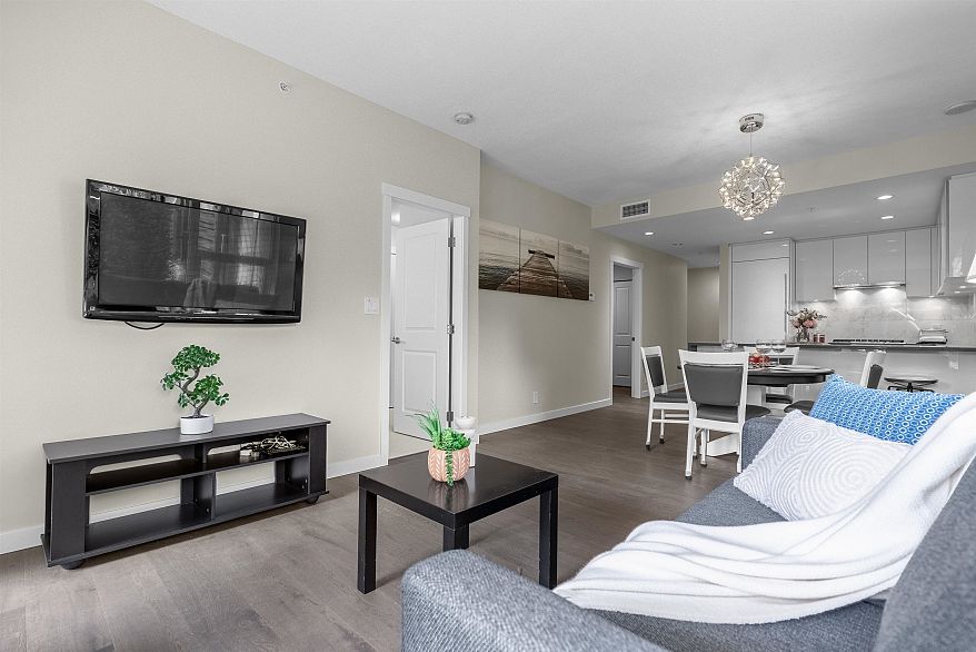 101 3487 Binning Road