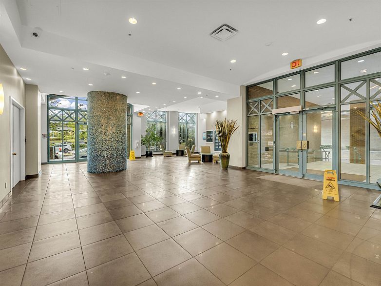 2302 1188 Quebec Street