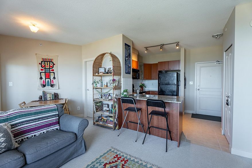 1506 4028 Knight Street